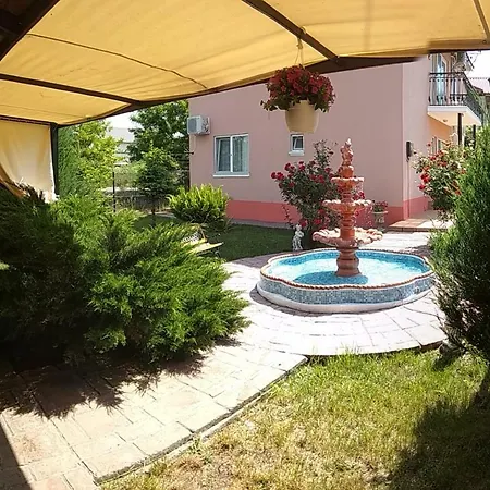 Vila Roxy Costinesti Schitu